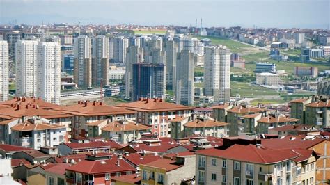 İ­s­t­a­n­b­u­l­­d­a­k­i­ ­h­e­r­ ­b­i­n­ ­k­i­ş­i­d­e­n­ ­6­2­­s­i­ ­E­s­e­n­y­u­r­t­­t­a­ ­y­a­ş­ı­y­o­r­